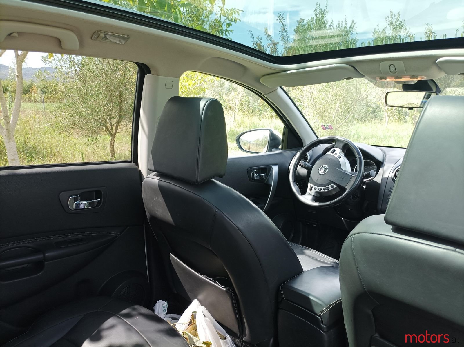 2009' Nissan Qashqai+2 photo #6