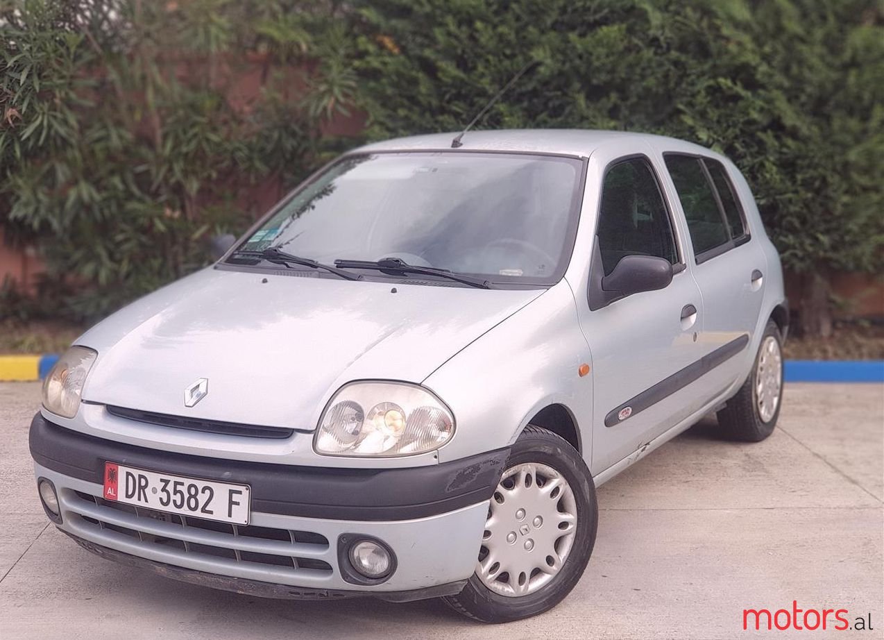 1999' Renault Clio photo #1
