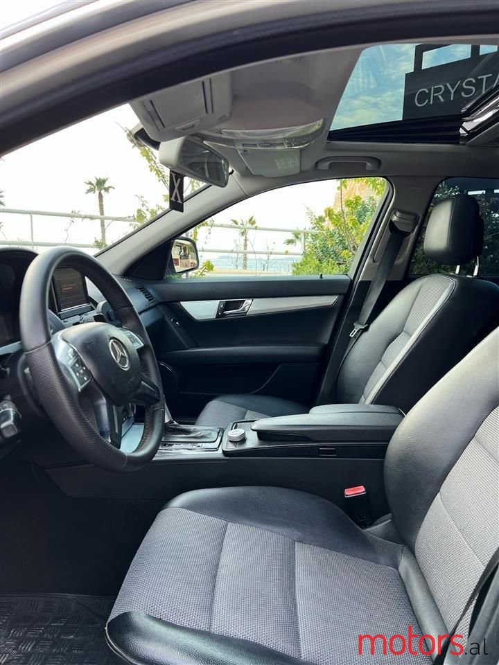 2009' Mercedes-Benz C 200 photo #5