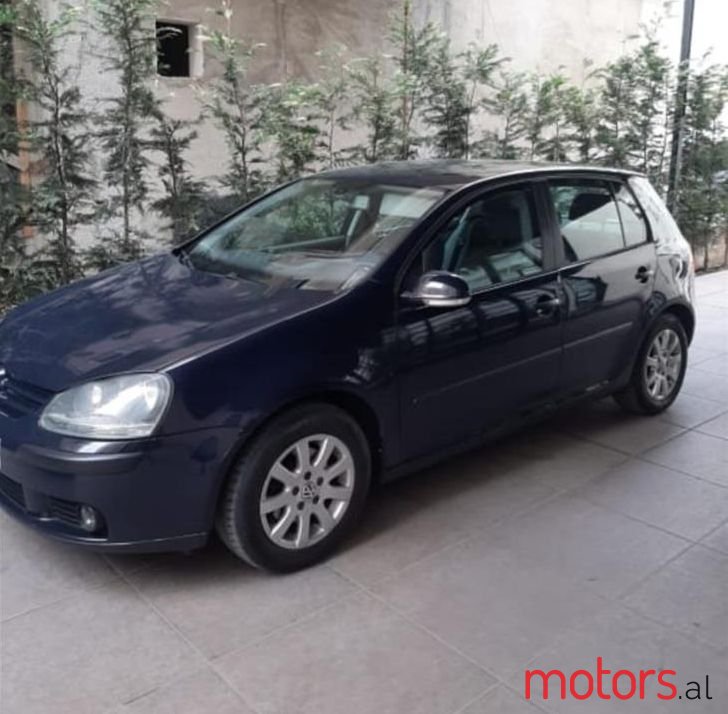 2005' Volkswagen Golf photo #1