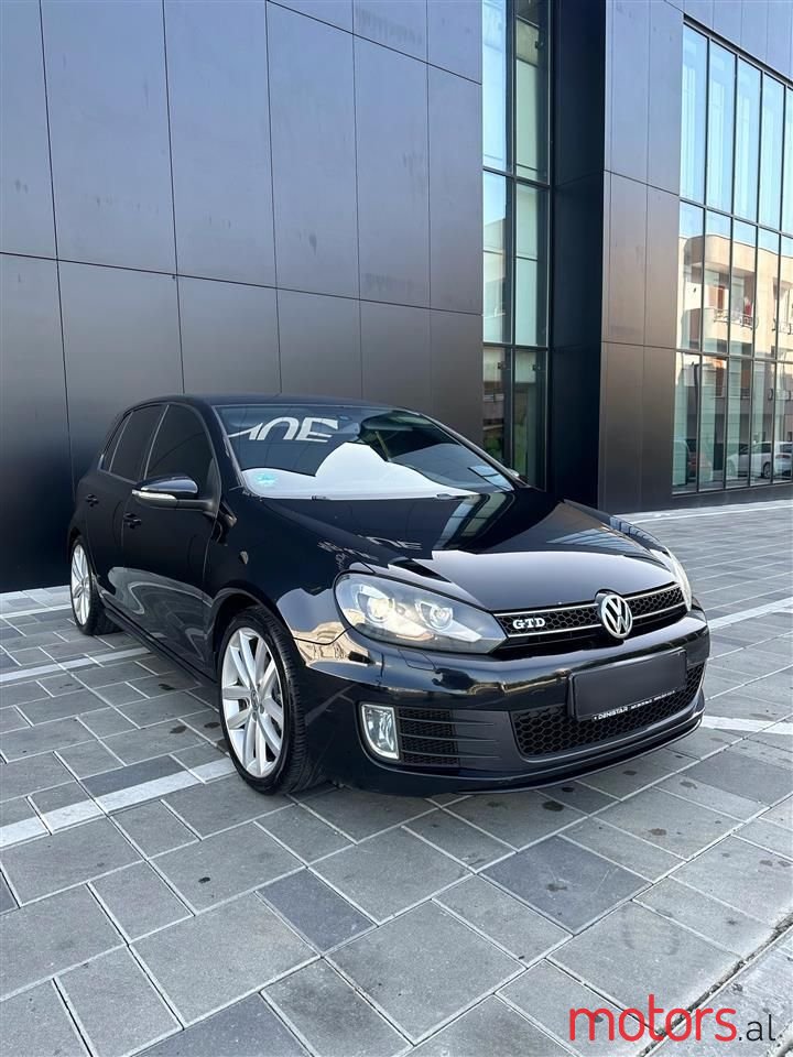 2010' Volkswagen Golf photo #1