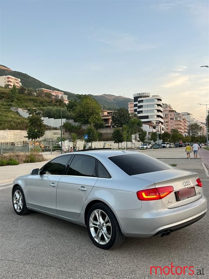 2012' Audi A4 photo #6