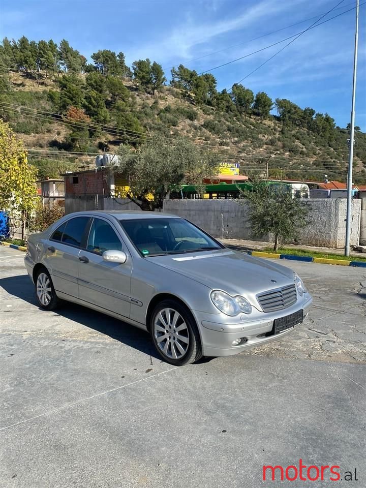2004' Mercedes-Benz C 180 photo #1