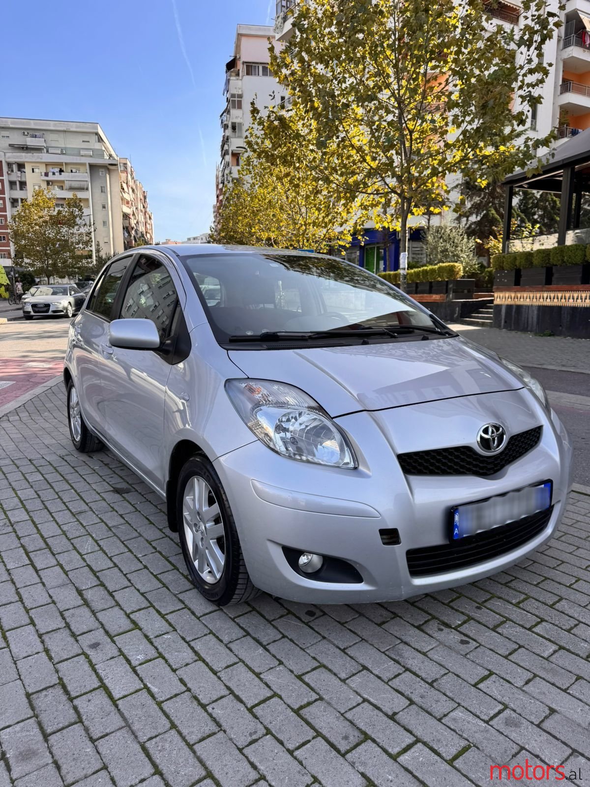 2010' Toyota Yaris photo #3