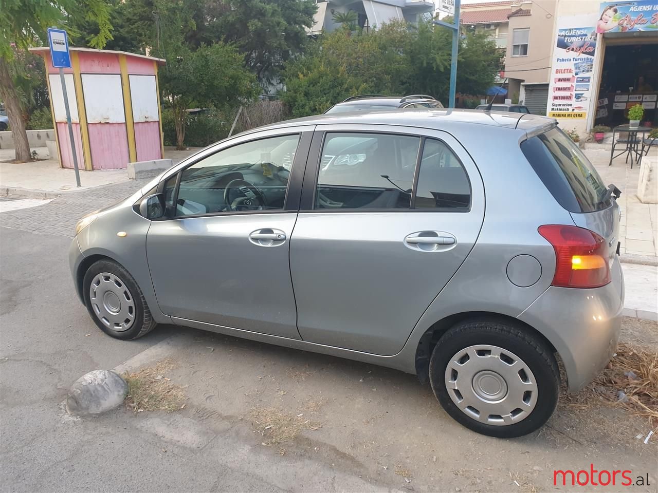 2008' Toyota Yaris photo #1