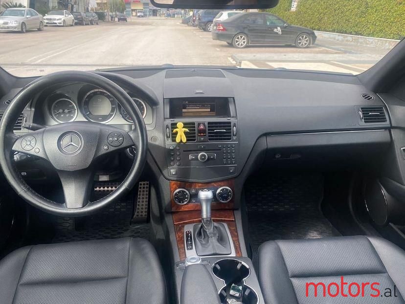 2010' Mercedes-Benz C 300 photo #6