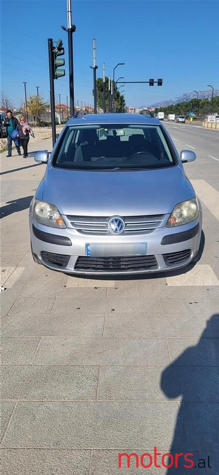 2007' Volkswagen Golf Plus photo #1