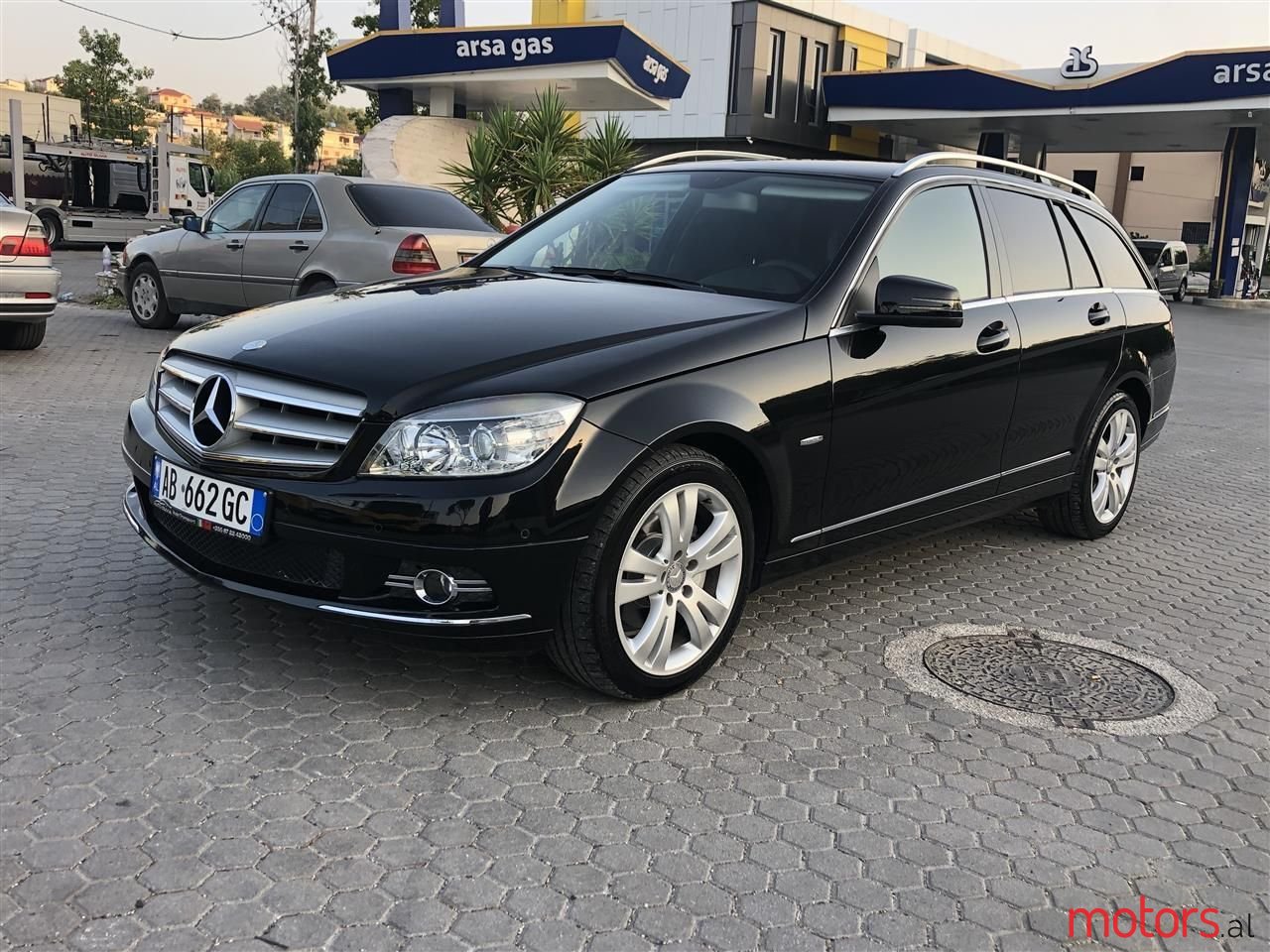 2009' Mercedes-Benz C 220 photo #1