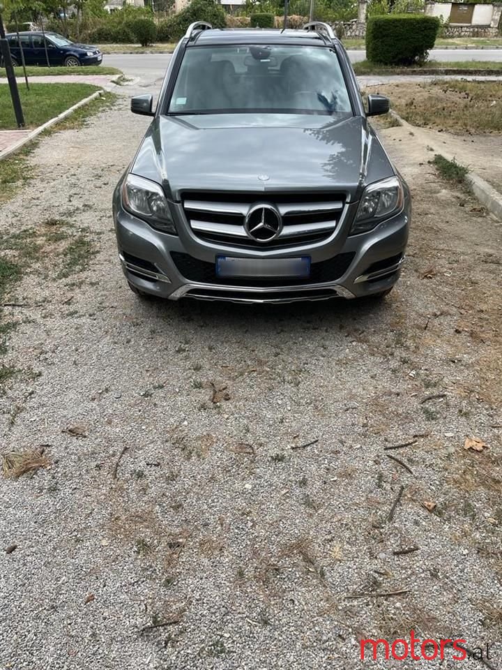 2014' Mercedes-Benz GLK 250 photo #2