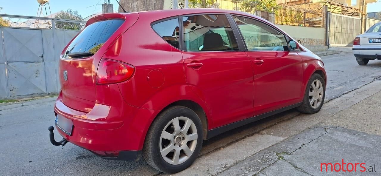 2004' SEAT Altea photo #5