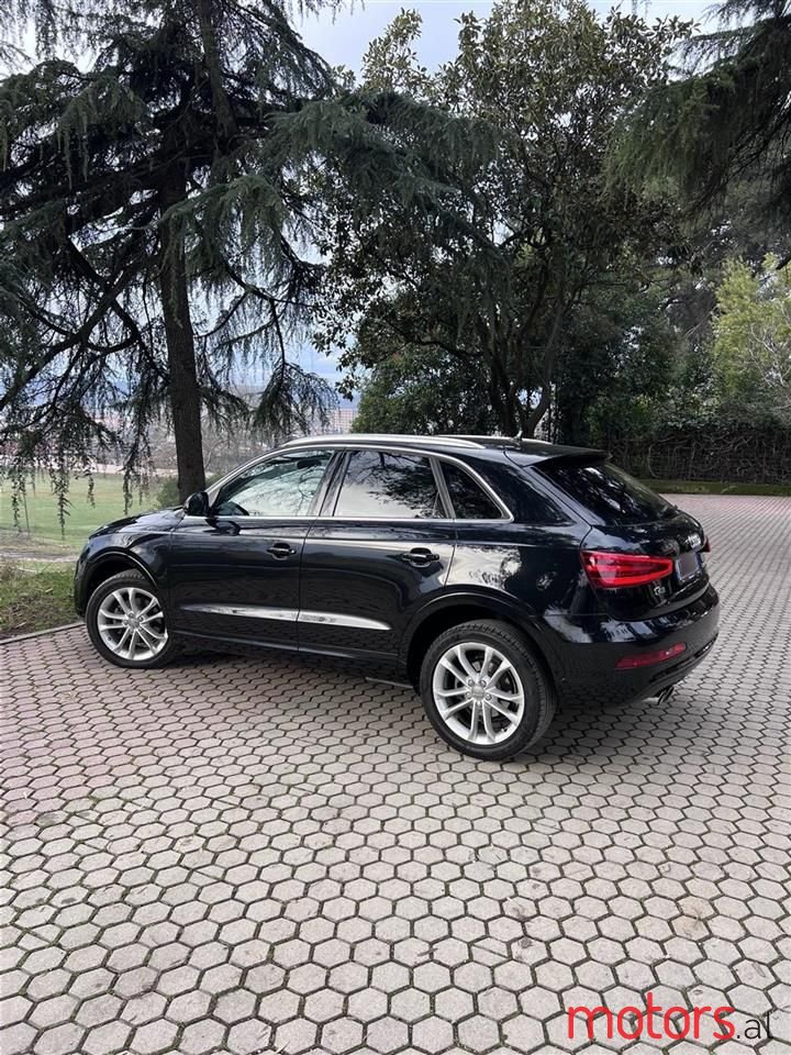 2013' Audi Q3 photo #4