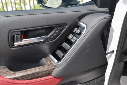 2024' Toyota Land Crusier