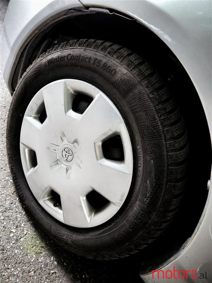 2005' Toyota Corolla photo #5