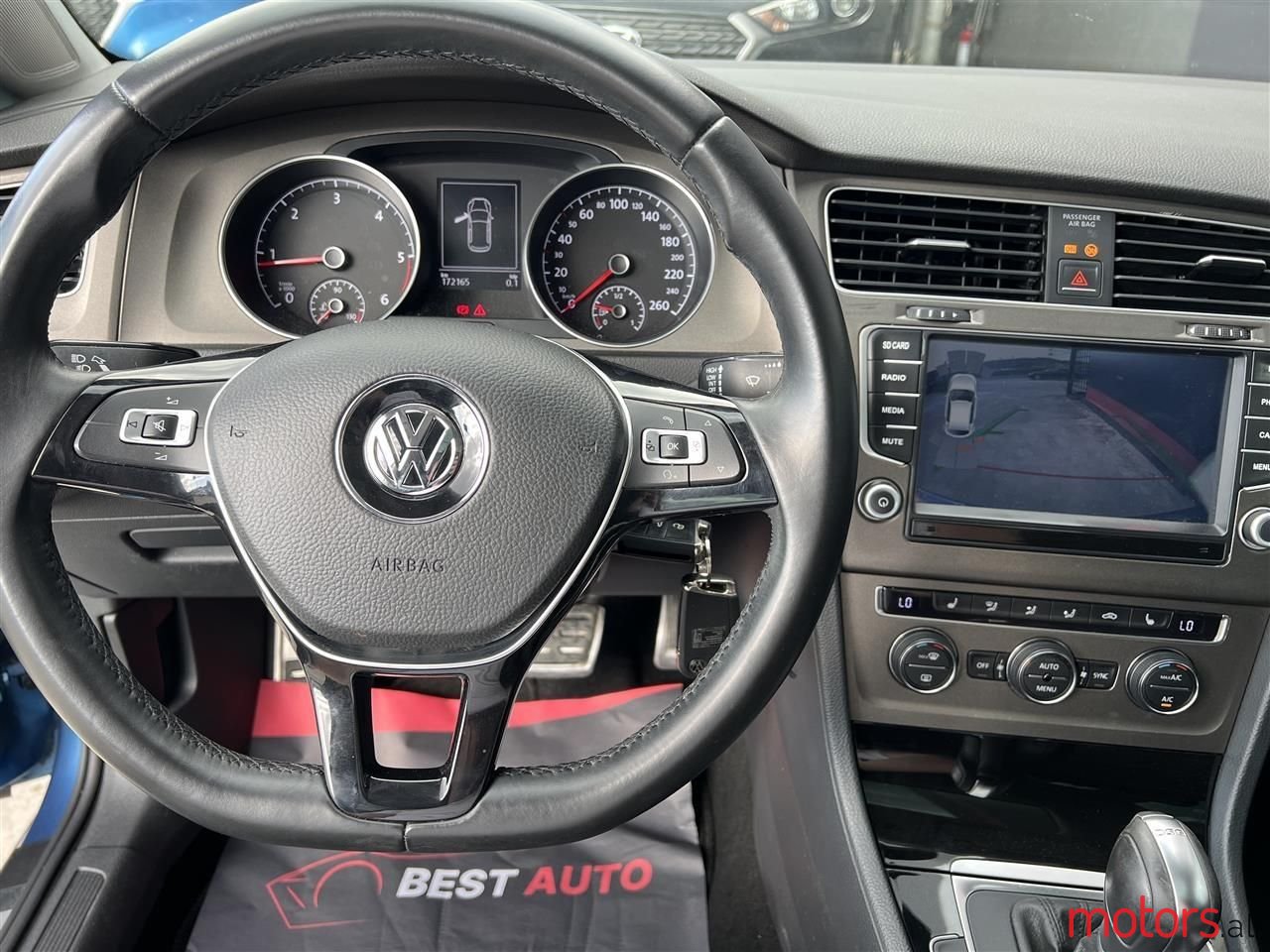 2015' Volkswagen Golf photo #3