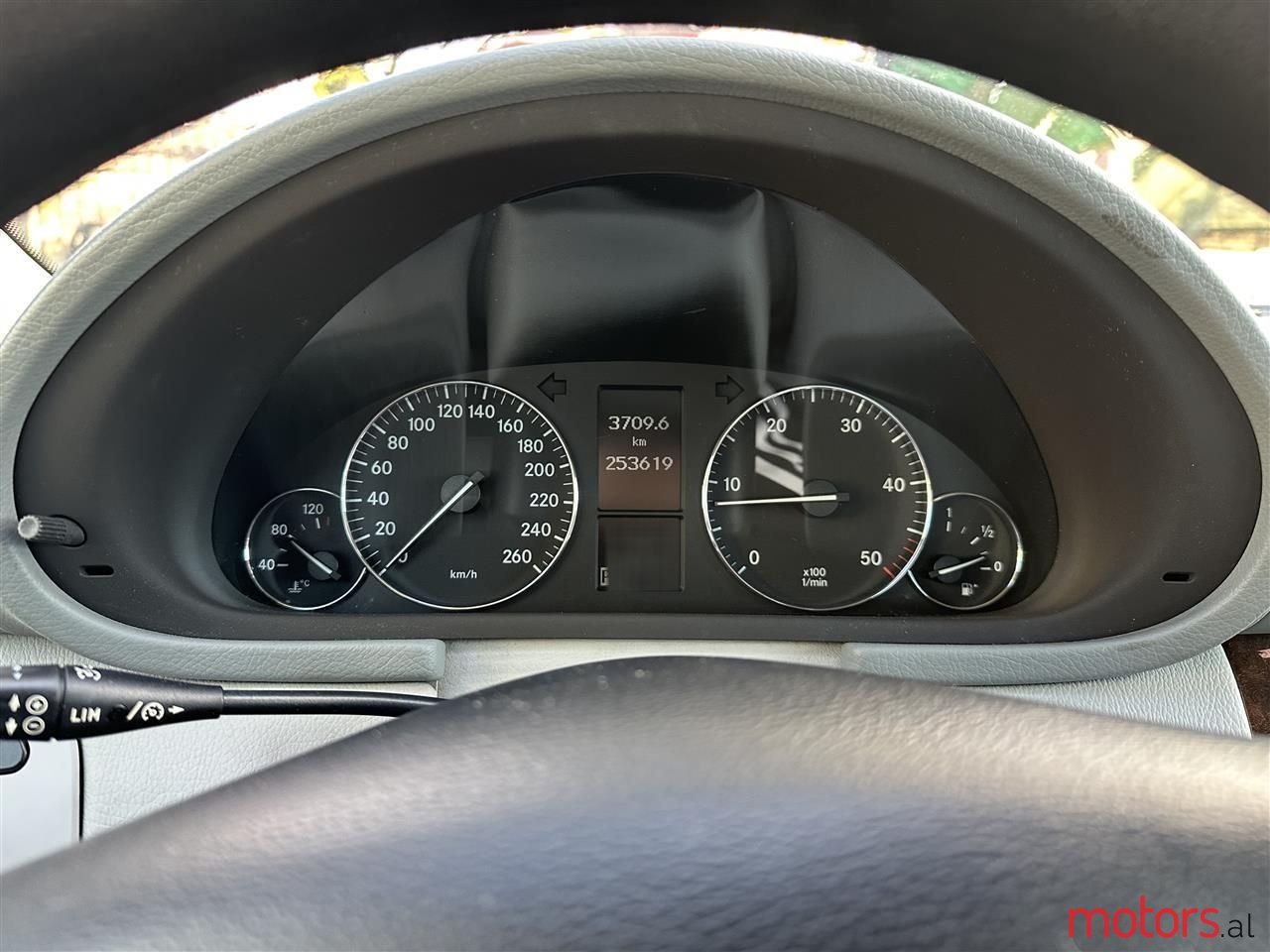 2005' Mercedes-Benz C 220 photo #6