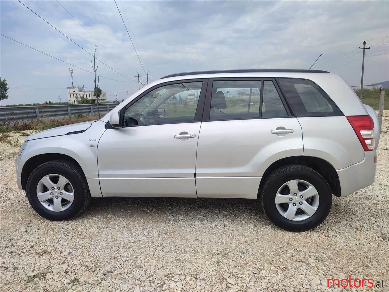 2008' Suzuki Grand Vitara photo #2