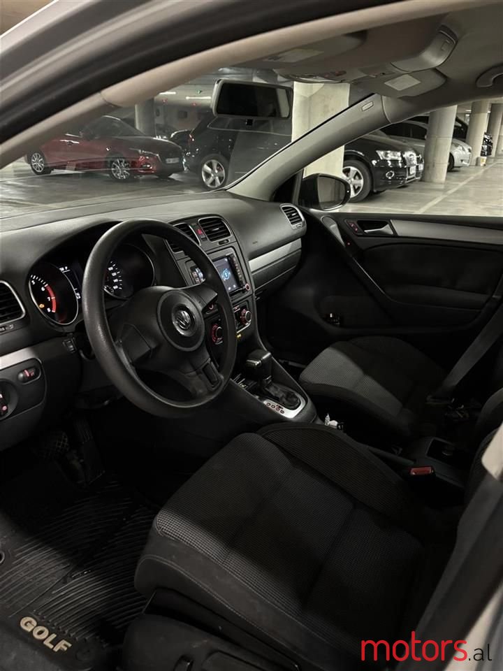 2012' Volkswagen Golf photo #6