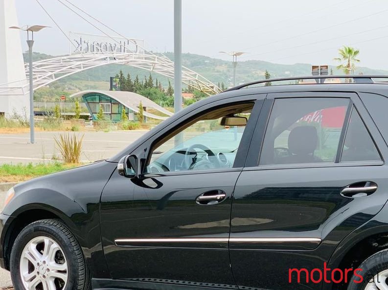 2008' Mercedes-Benz ML 320 photo #5