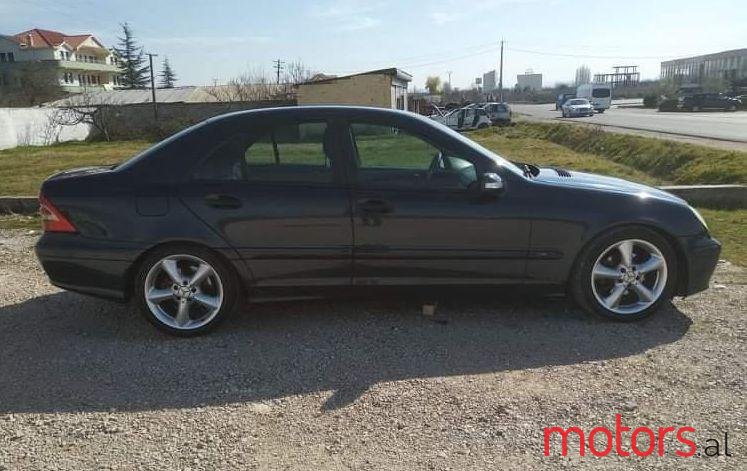 2005' Mercedes-Benz C 220 photo #1