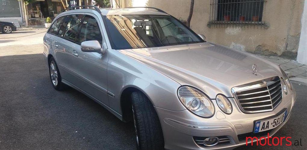 2007' Mercedes-Benz E 220 photo #1