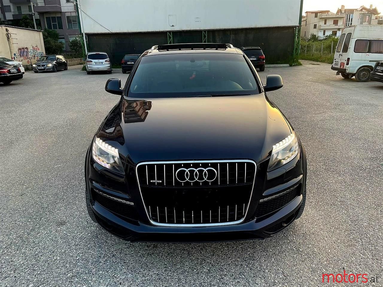 2012' Audi Q7 photo #4