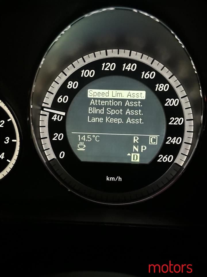 2010' Mercedes-Benz E 350 photo #5