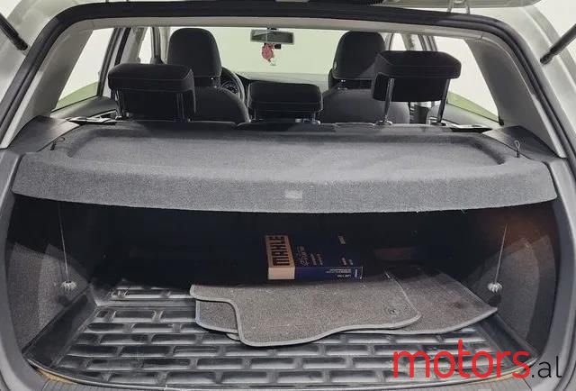 2016' Volkswagen Golf photo #3