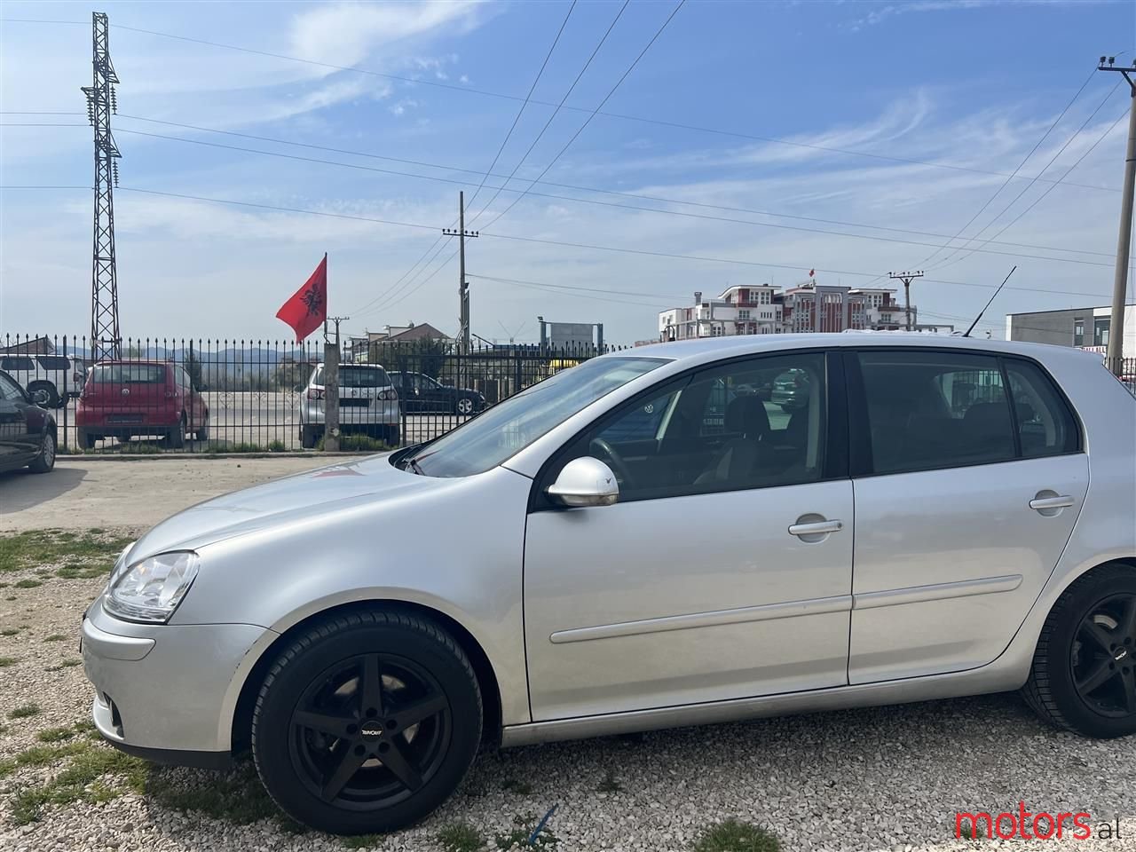 2008' Volkswagen Golf photo #1