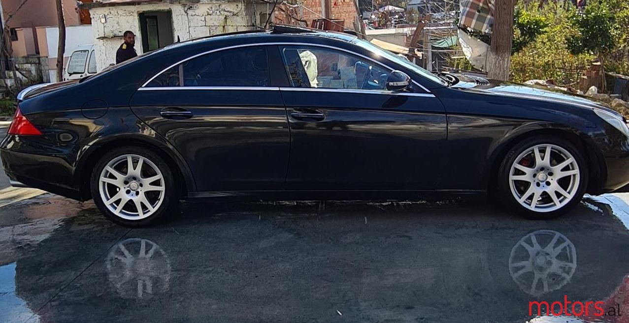2005' Mercedes-Benz CLS 320 photo #1