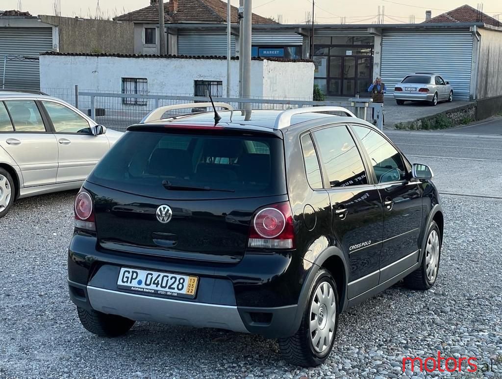 2007' Volkswagen Polo photo #5