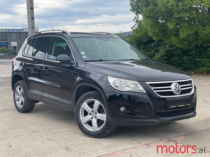 2008' Volkswagen Tiguan photo #3