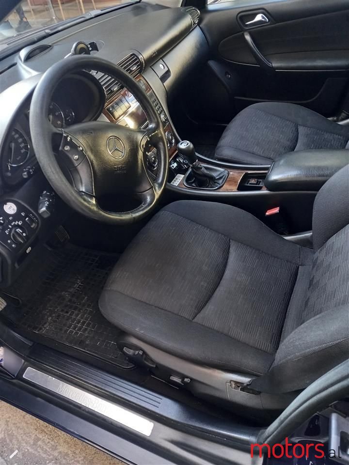 2005' Mercedes-Benz C 180 photo #1