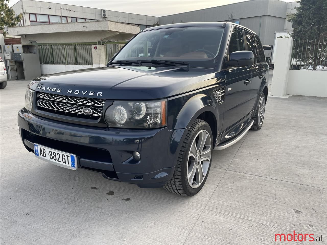 2012' Land Rover Range Rover Sport photo #1