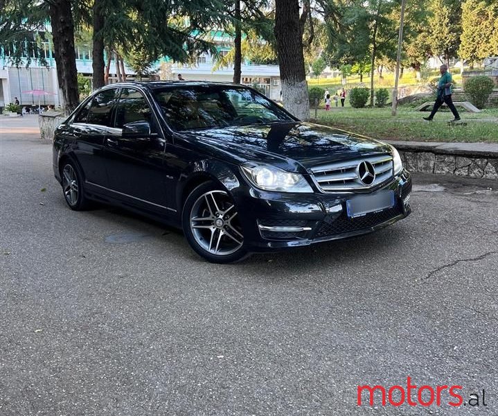 2012' Mercedes-Benz C 220 photo #2