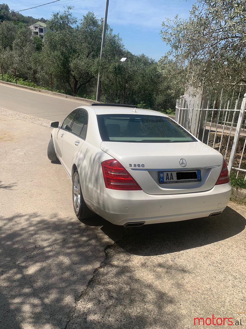 2011' Mercedes-Benz S 350 Lungo photo #3