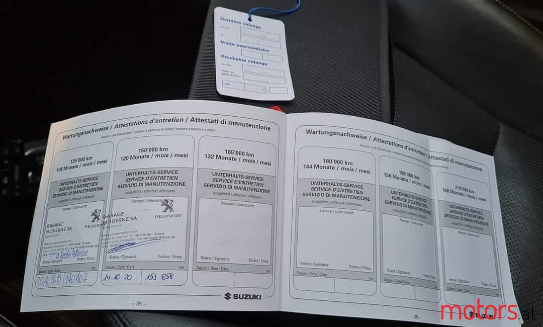 2011' Suzuki Kizashi photo #4