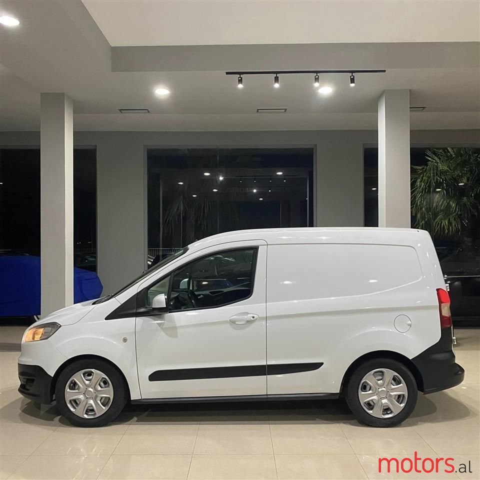 2016' Ford Courier photo #4