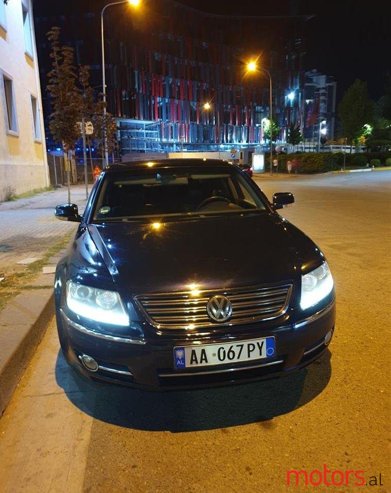2008' Volkswagen Phaeton photo #1