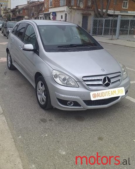 2010' Mercedes-Benz B 200 photo #1
