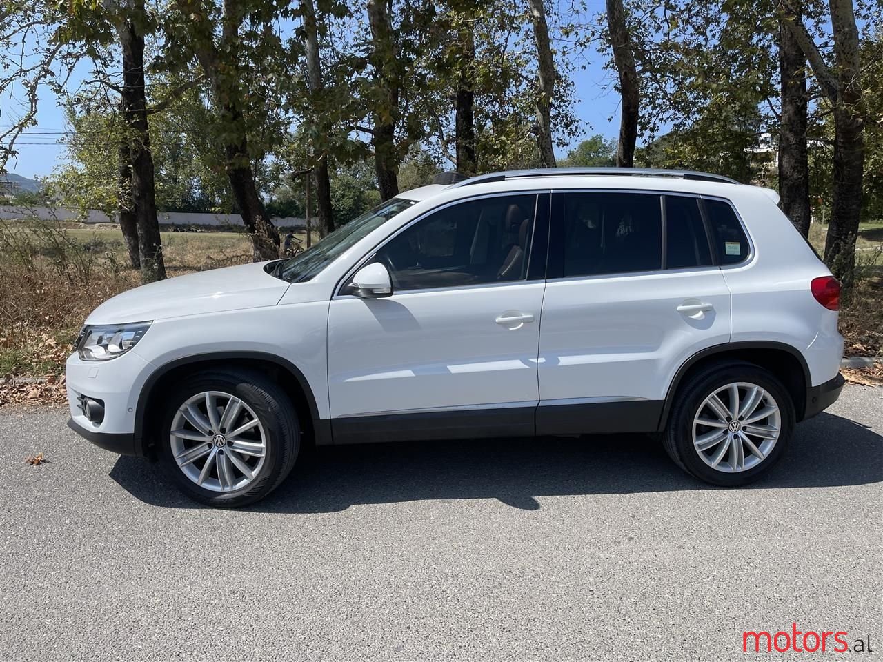 2014' Volkswagen Tiguan photo #6