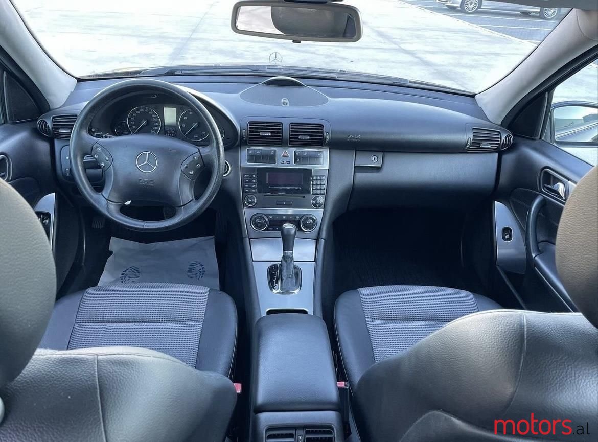 2005' Mercedes-Benz C 280 photo #3