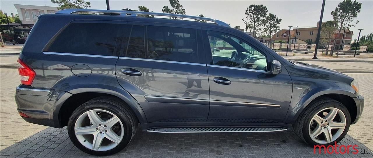 2012' Mercedes-Benz GL 350 photo #6