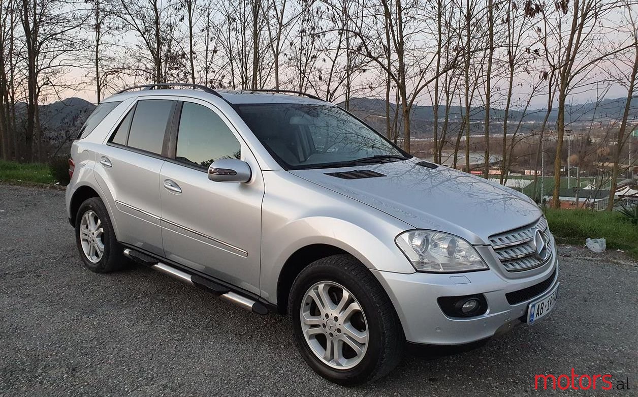 2007' Mercedes-Benz ML 350 photo #1