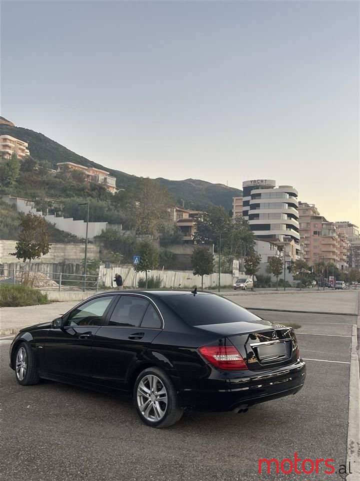 2012' Mercedes-Benz C 180 photo #3