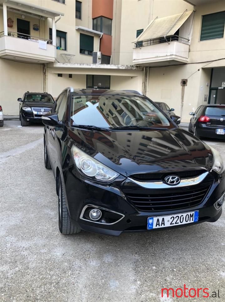 2011' Hyundai ix35 photo #2