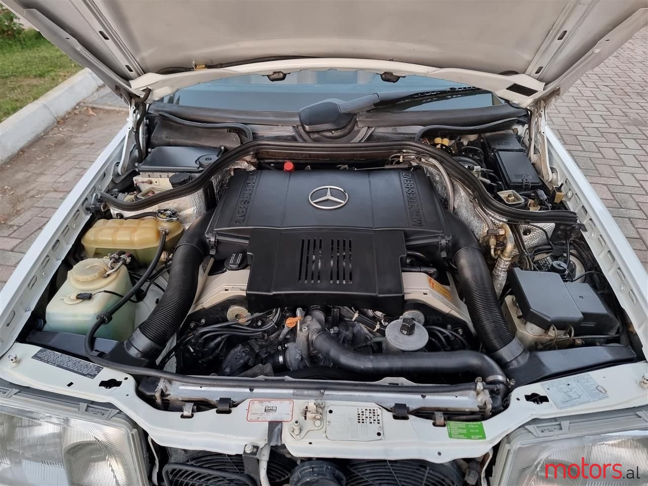 1993' Mercedes-Benz E 500 photo #1