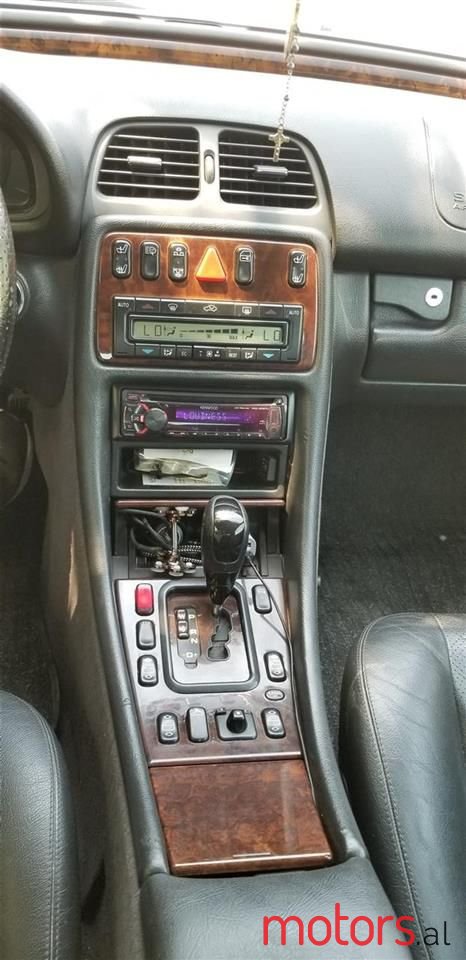 2002' Mercedes-Benz CLK 200 photo #3