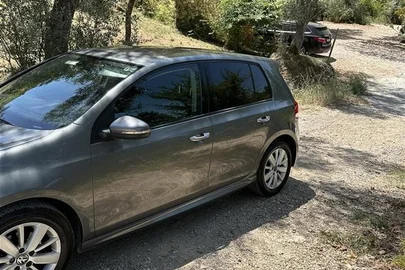 2013' Volkswagen Golf