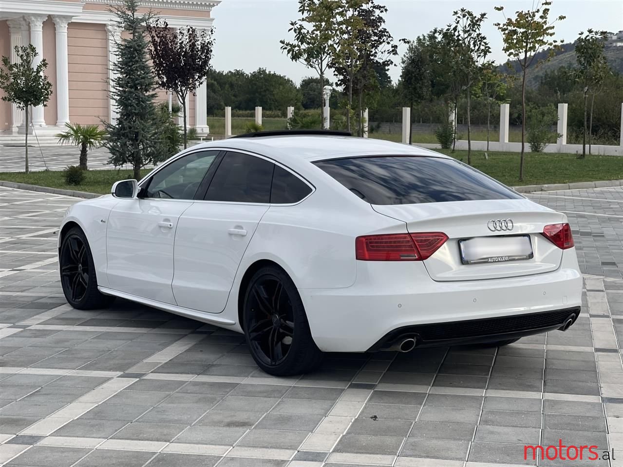 2012' Audi A5 photo #5