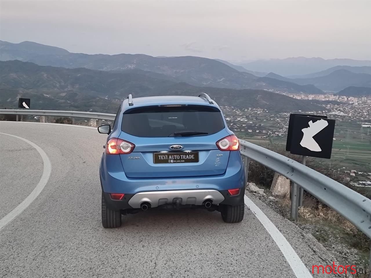 2010' Ford Kuga photo #4